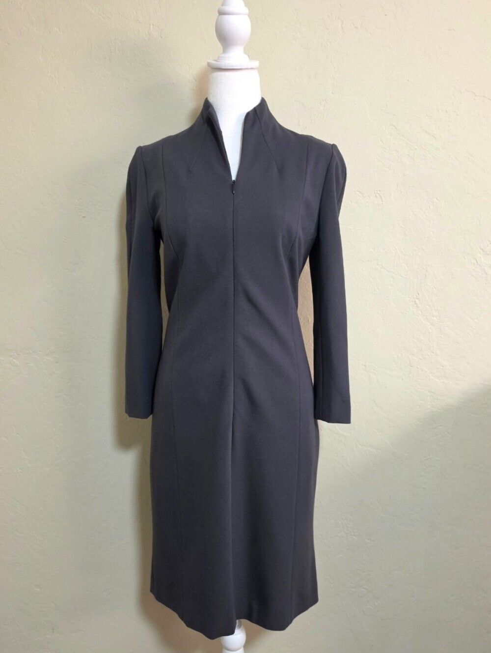 LAVIA 18 by Piazza Sempione Italian Gray Zip-Front Sheath Dress, 6, Tailored
